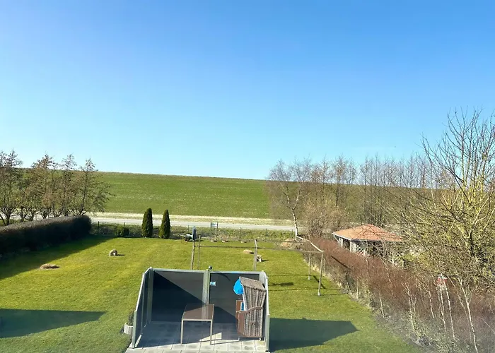 Deichblick - Top-lage Am Deich In Harlesiel, Strandnah